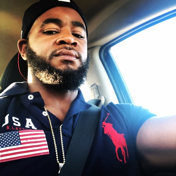 Meet your Posher, Mitch - Picture 2 of 3